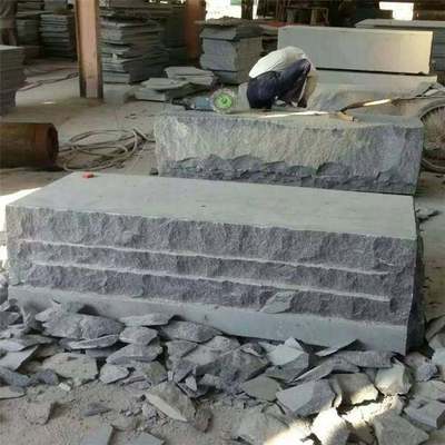 花崗巖青石廠家專業加工 火燒面、荔枝面、冰裂紋碎拼與干掛地鋪應用